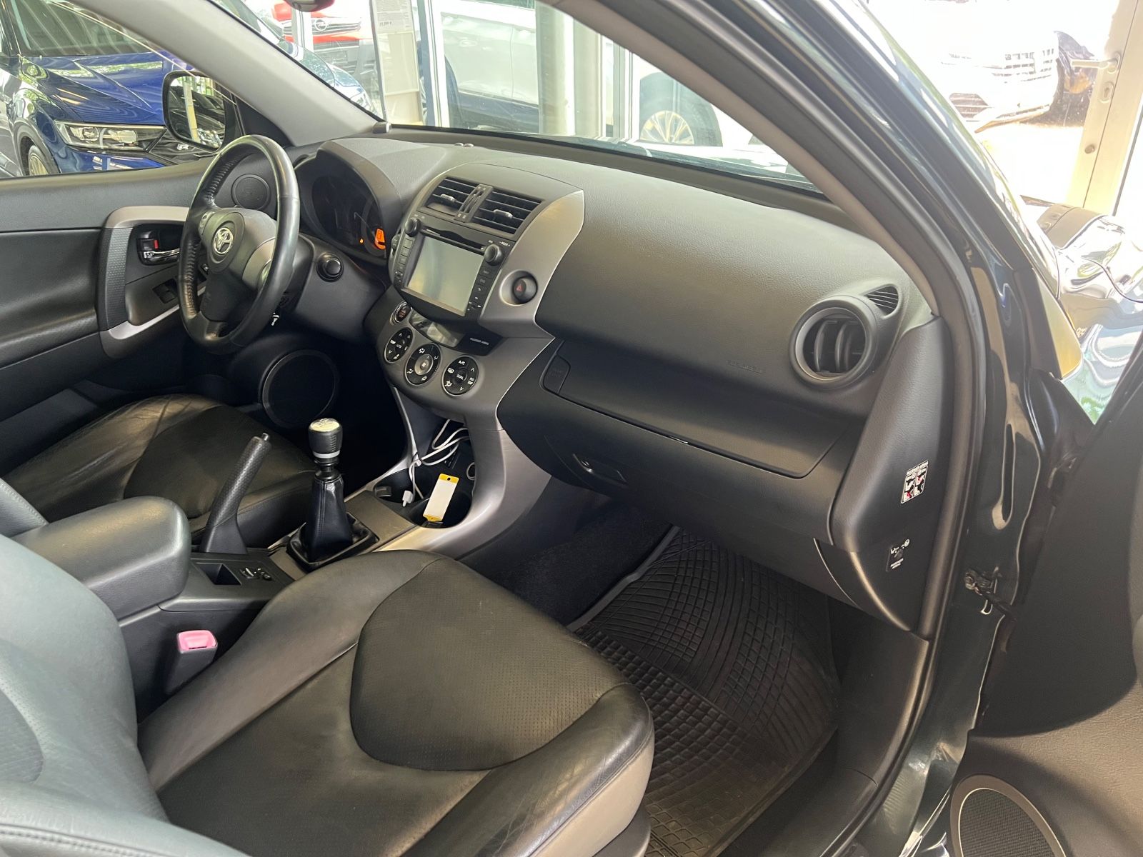 Fahrzeugabbildung Toyota RAV 4 RAV4 Executive 4X4 *VOLLAUSSTATTUNG*