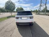 Land Rover Discovery Sport Si4 177kW Automatik 4WD HSE HSE - Land Rover: Weiß