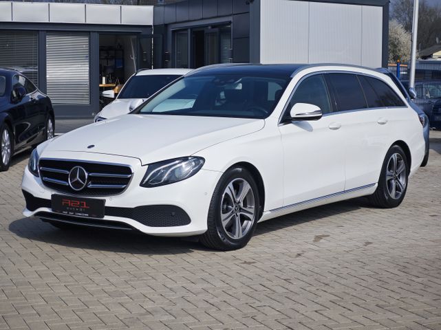 Mercedes-Benz E 220 d Avantgarde Pano|AHK|ACC+|LED|Navi|Cam