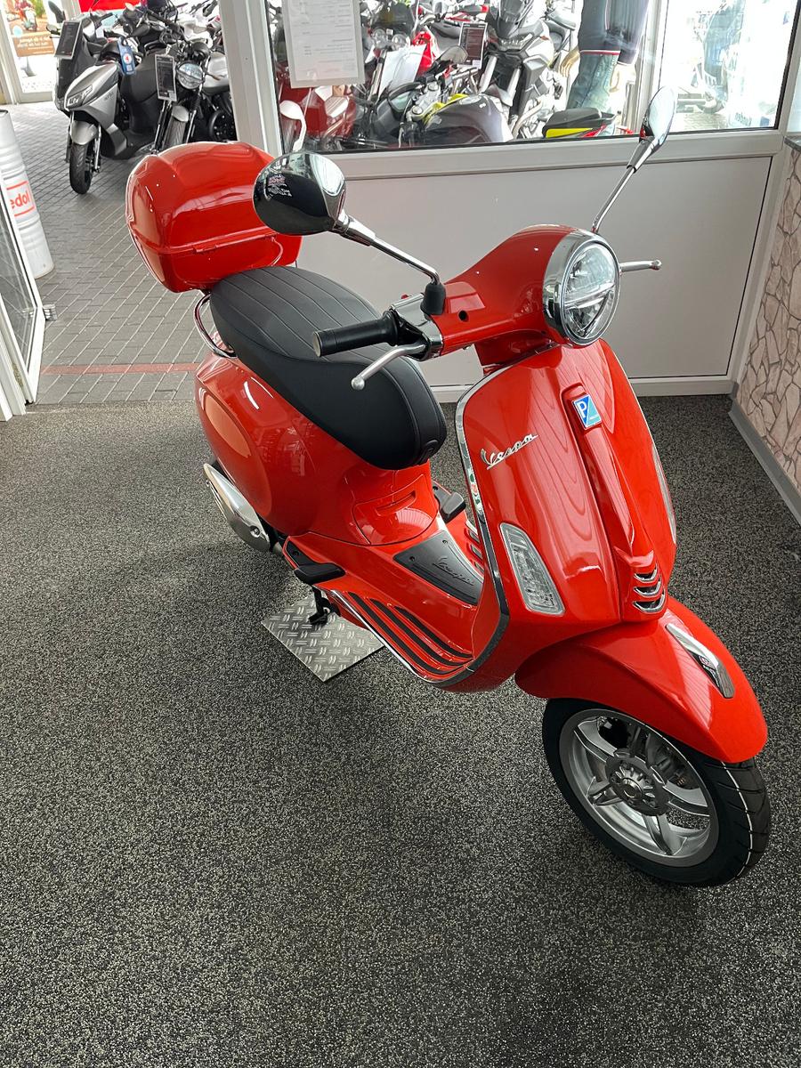 Vespa %% Primavera 125 E5+ Modelljahr 2024