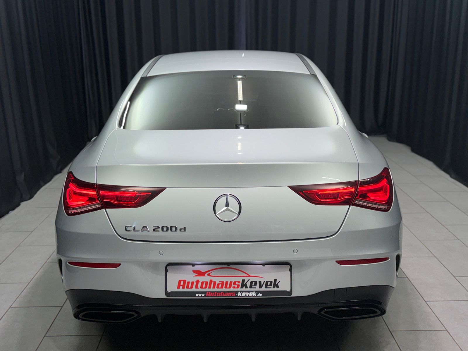 Fahrzeugabbildung Mercedes-Benz CLA 200 d|AMG-LINE|KAMER|BURMESTER|
