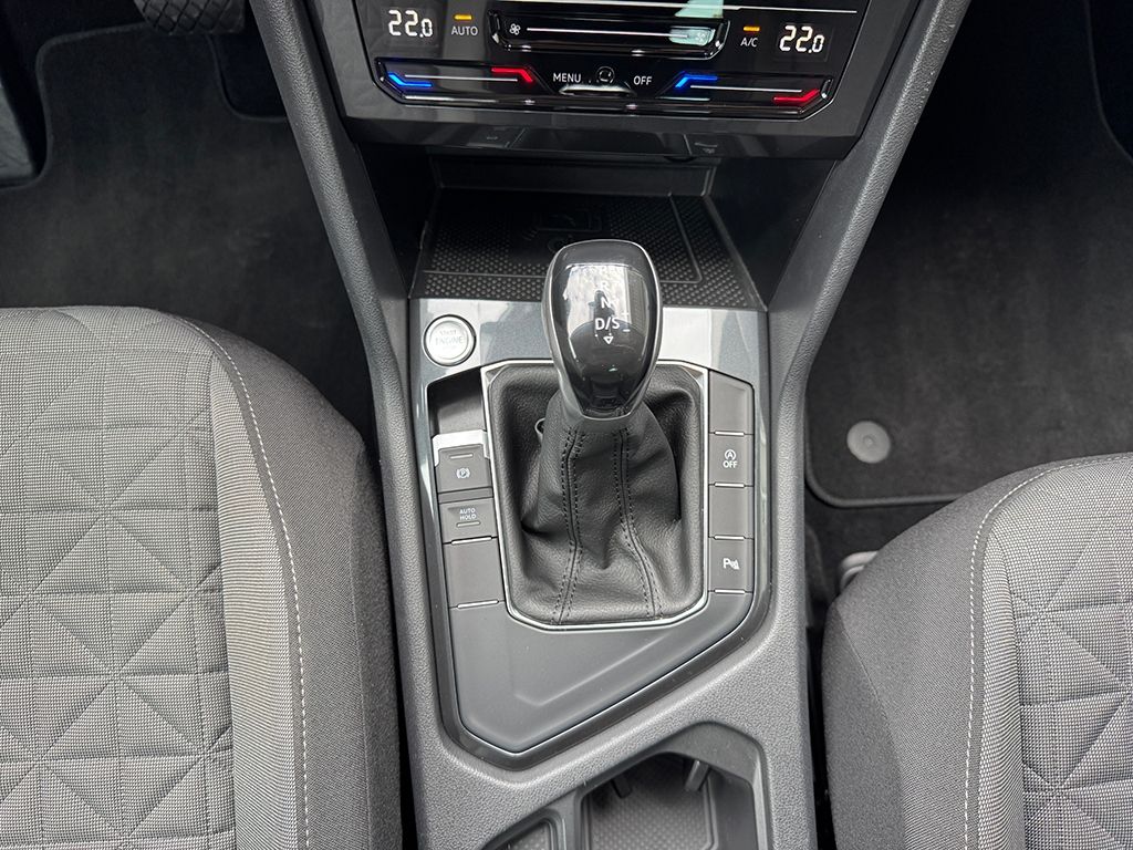 Tiguan 2.0 TDI DSG *NAVI*KEYLESS*REARVIEW*