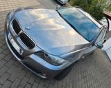 BMW 330d Touring - - BMW 330 aus 2009: D