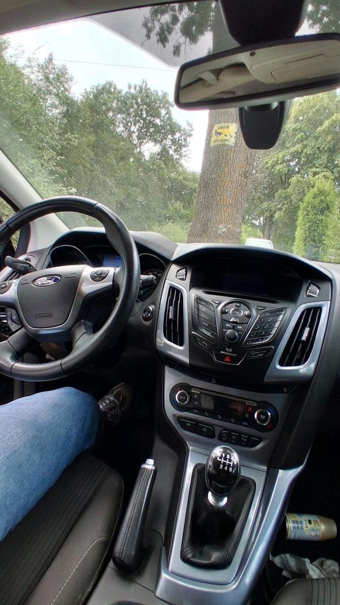 Ford Focus 2014 — photo 8
