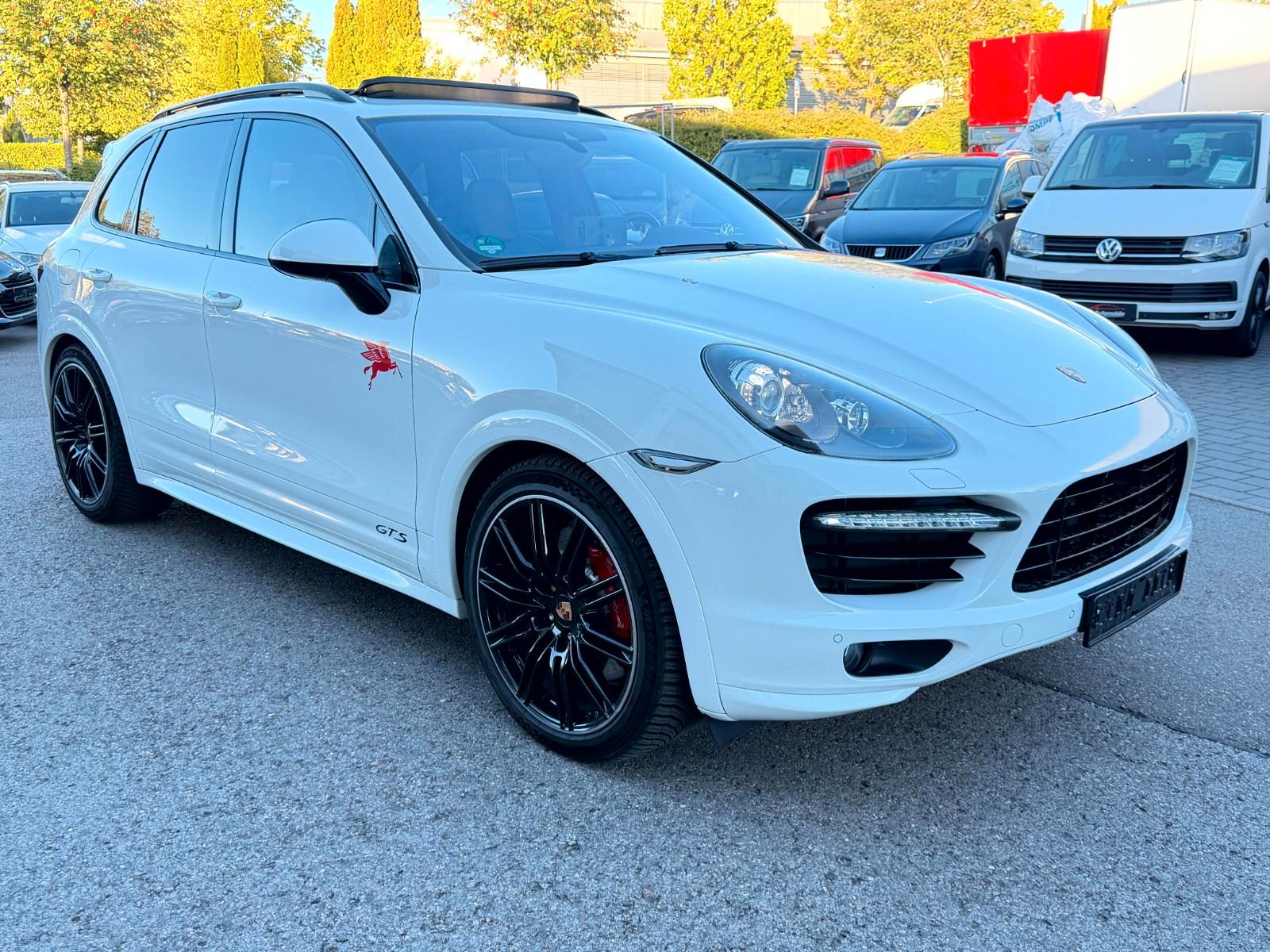 Porsche Cayenne GTS **APPROVED 9/2027** Pano_Luft_StandH