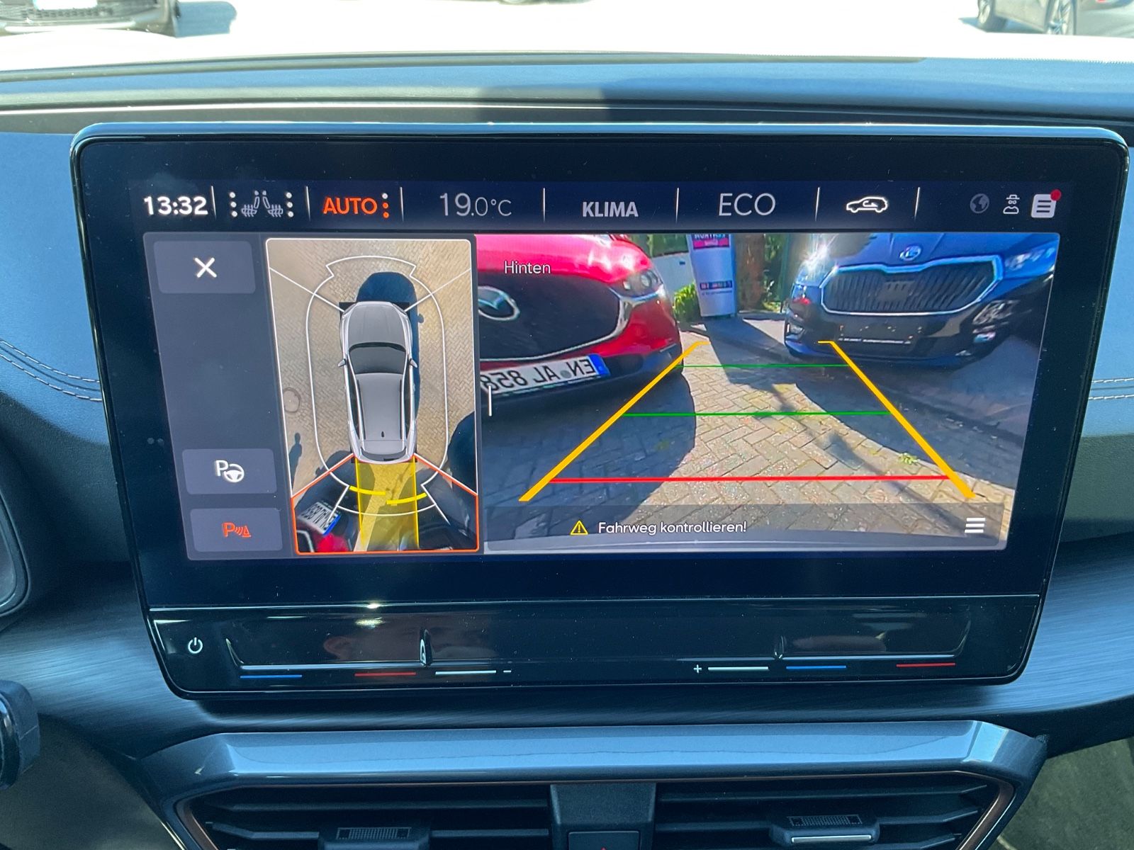 Fahrzeugabbildung CUPRA Formentor 1.4 eHYBRID,Panorama,Navi,Kamera,Matri