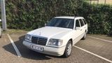 Mercedes-Benz E-KLASSE E 200 T 2.0 T-Model - Mercedes-Benz Oldtimer
