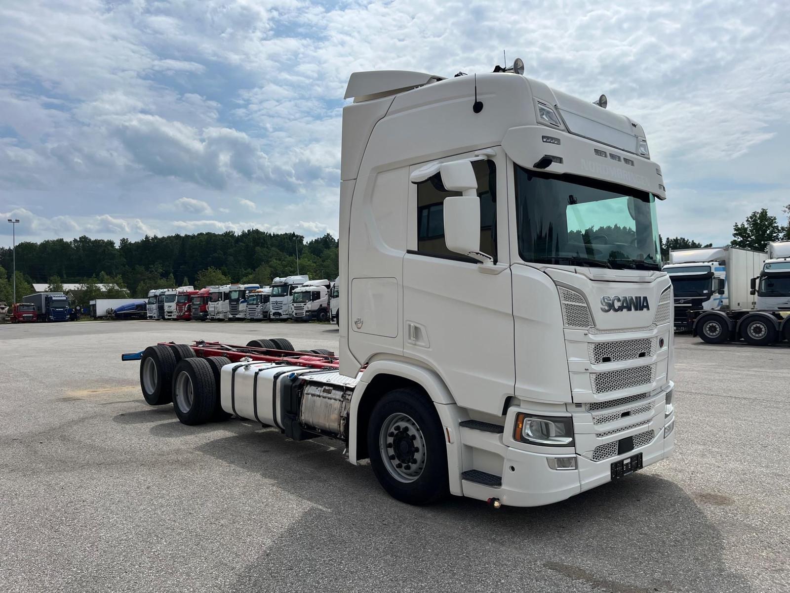 Scania R650 B6x2LB+ RETARDER