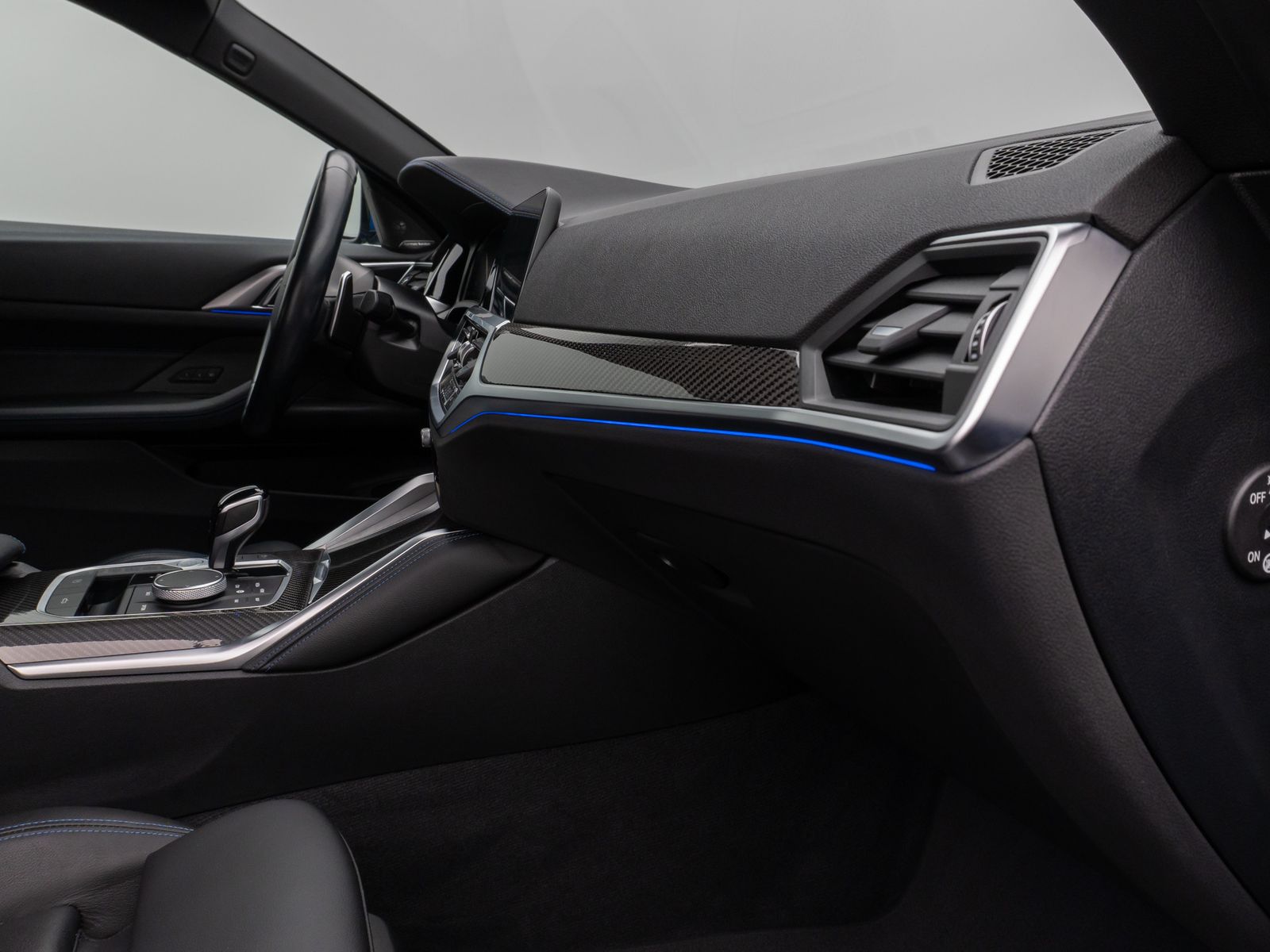 Fahrzeugabbildung BMW M440i xD Laser Kamera HUD DAB H/K Komfort 19Zoll