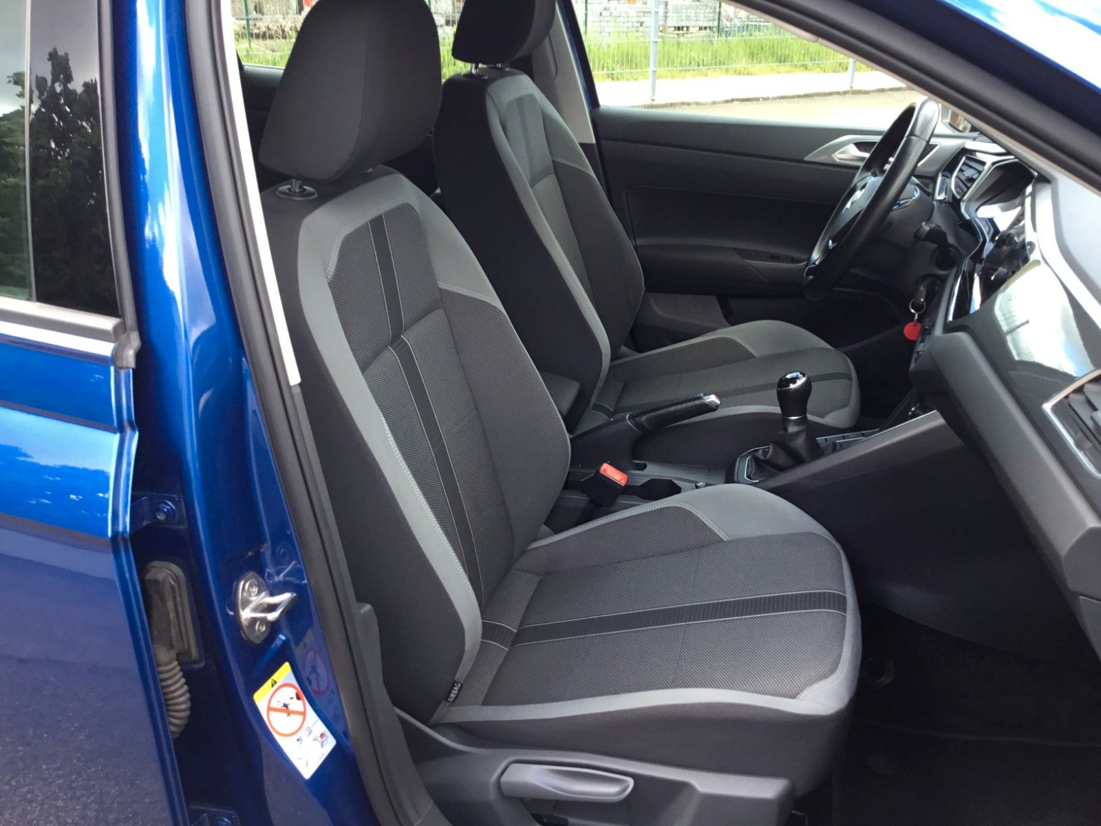 Fahrzeugabbildung Volkswagen Polo 1.0 TSI Highline+App-Connect+Sitzheizung