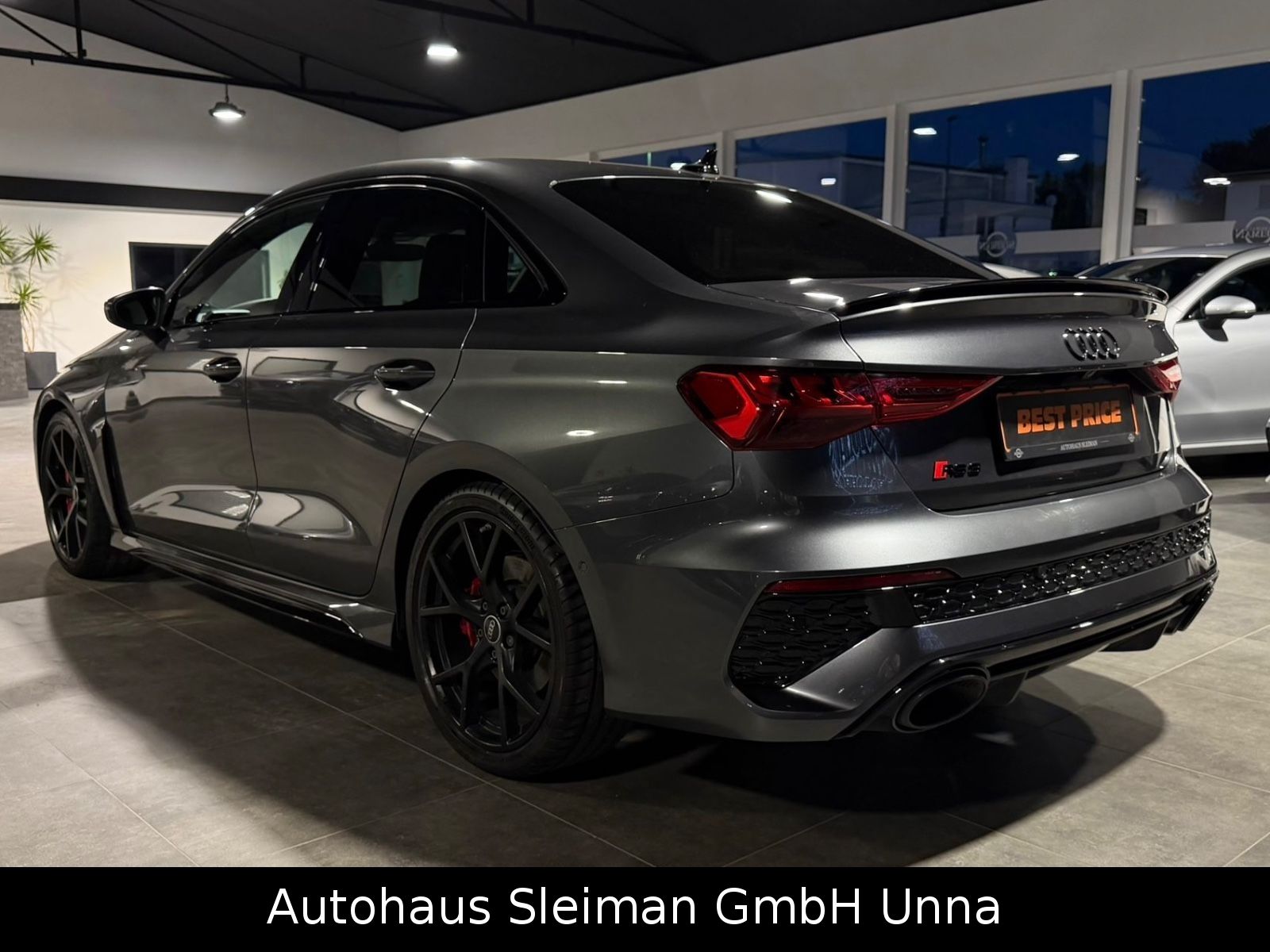 Audi RS3 RS3 Lim. 2.5 TFSI quattro/Navi/Keramik/Leder foto 5