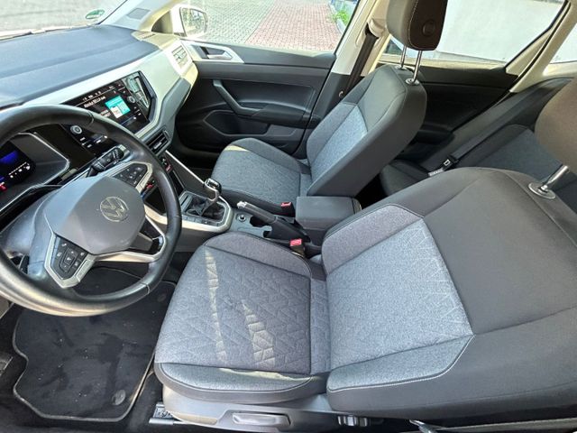 Polo 1.0TSI MOVE DSG - NAVI*KAMERA*IQ.DRIVE*1.HD