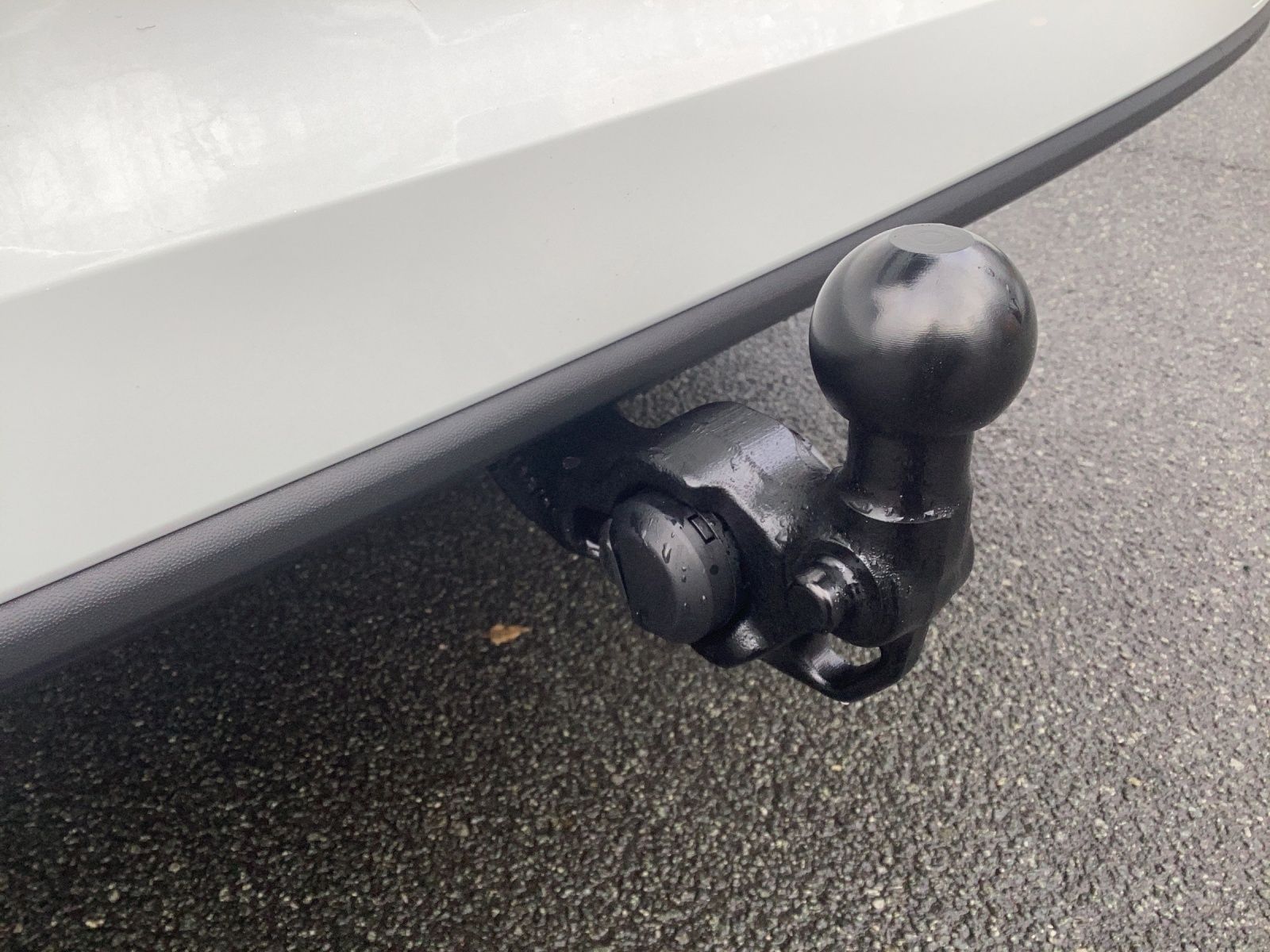 Fahrzeugabbildung Volkswagen Golf VIII Variant Life TDI DSG LED+ Navi ACC AHK