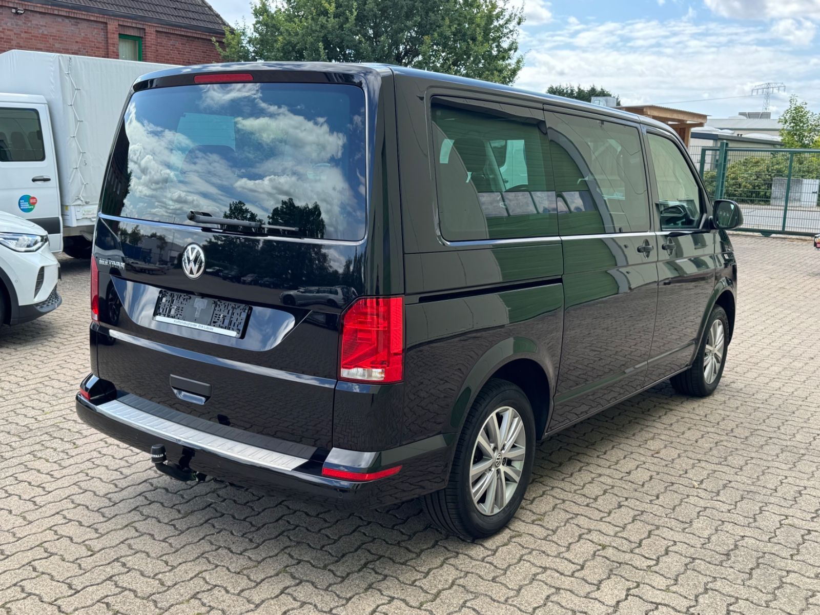 Volkswagen T6.1 Multivan 2.0 TDI AHK Navi. St.Hzg Kamera foto 8