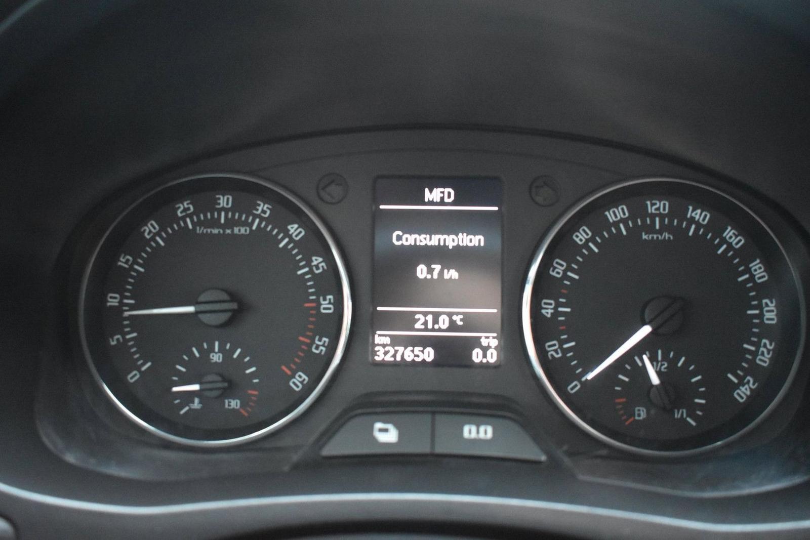 Skoda Fabia 2010 — photo 8