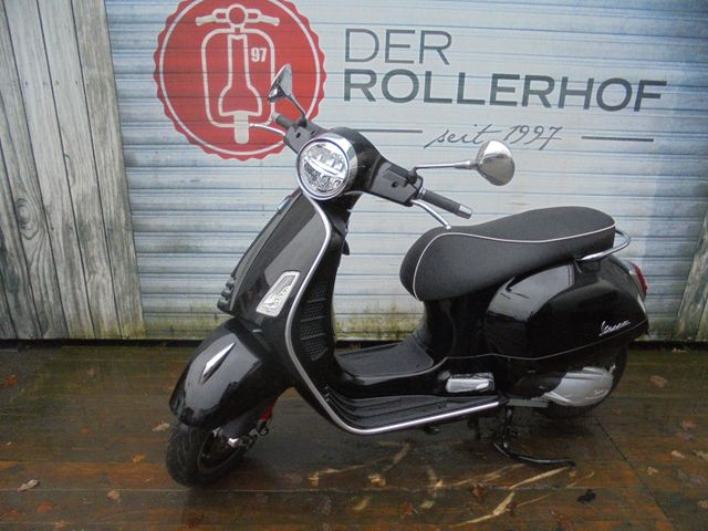 Vespa GTS 300  super ABS/ASR MY 22 Versand kostenlos