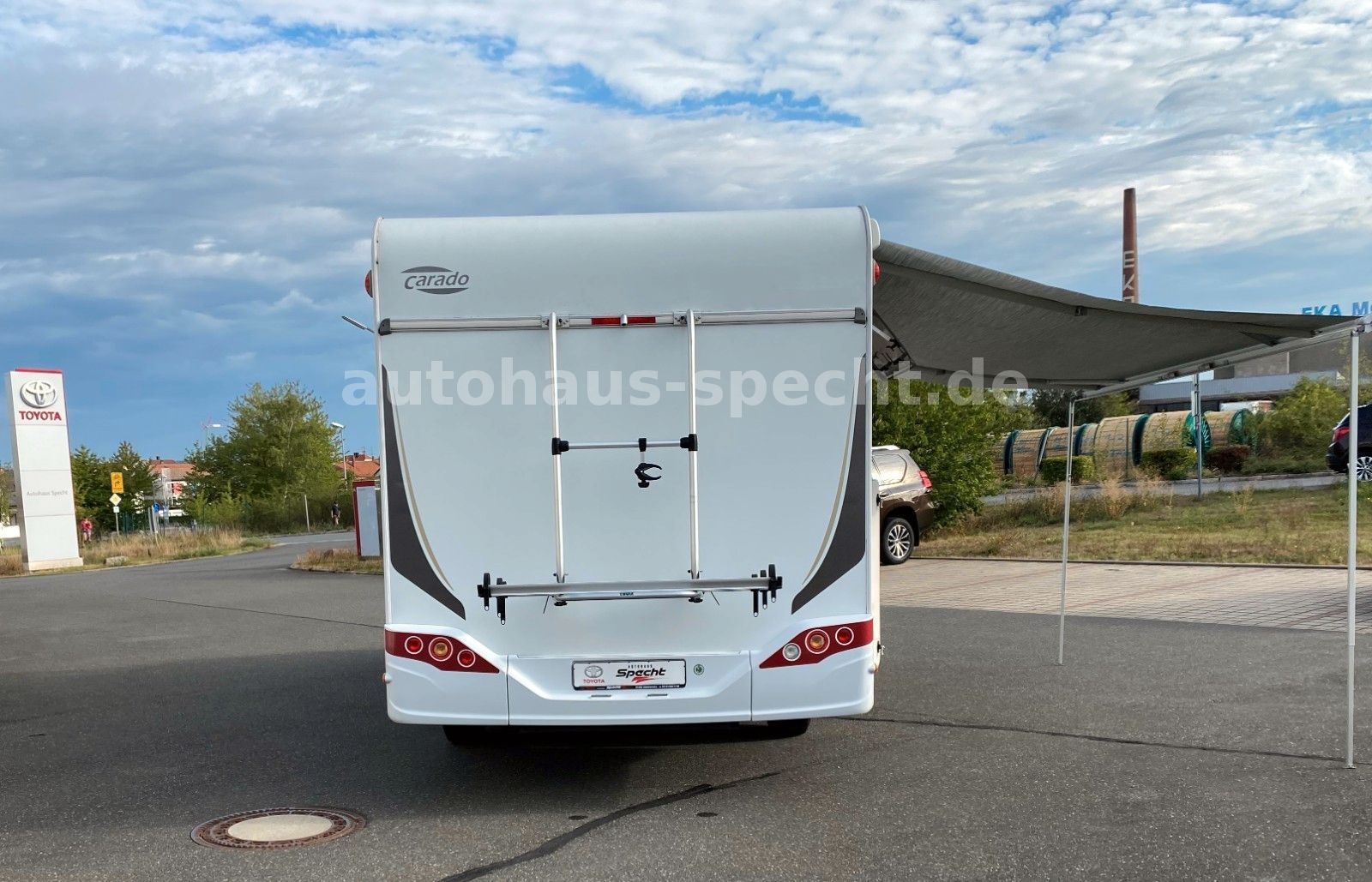 Fahrzeugabbildung Carado T334 / 3,5t / 1. Hand / kein Mietwagen
