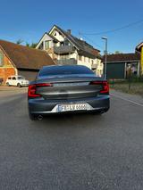 Volvo S90 D4 Geartronic Momentum Momentum - Volvo Gebrauchtwagen in Freiburg