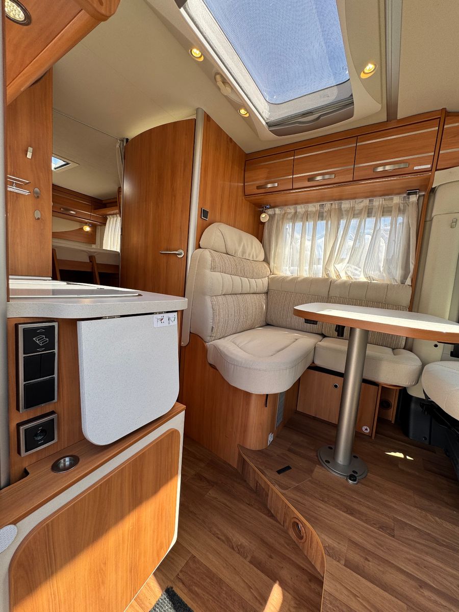 Fahrzeugabbildung HYMER / ERIBA / HYMERCAR EXSIS-T 474 EB FIAT DUCATO 1.HAND SAT TV MARKISE