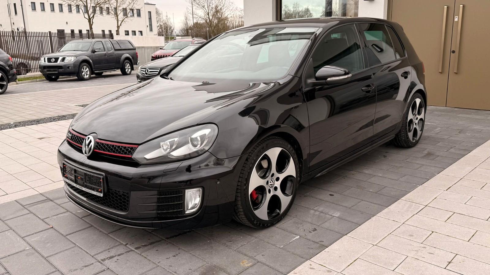 Volkswagen Golf VI GTI*Leder*Xenon*2.Hd*AHK*Euro5*Tüv08.27