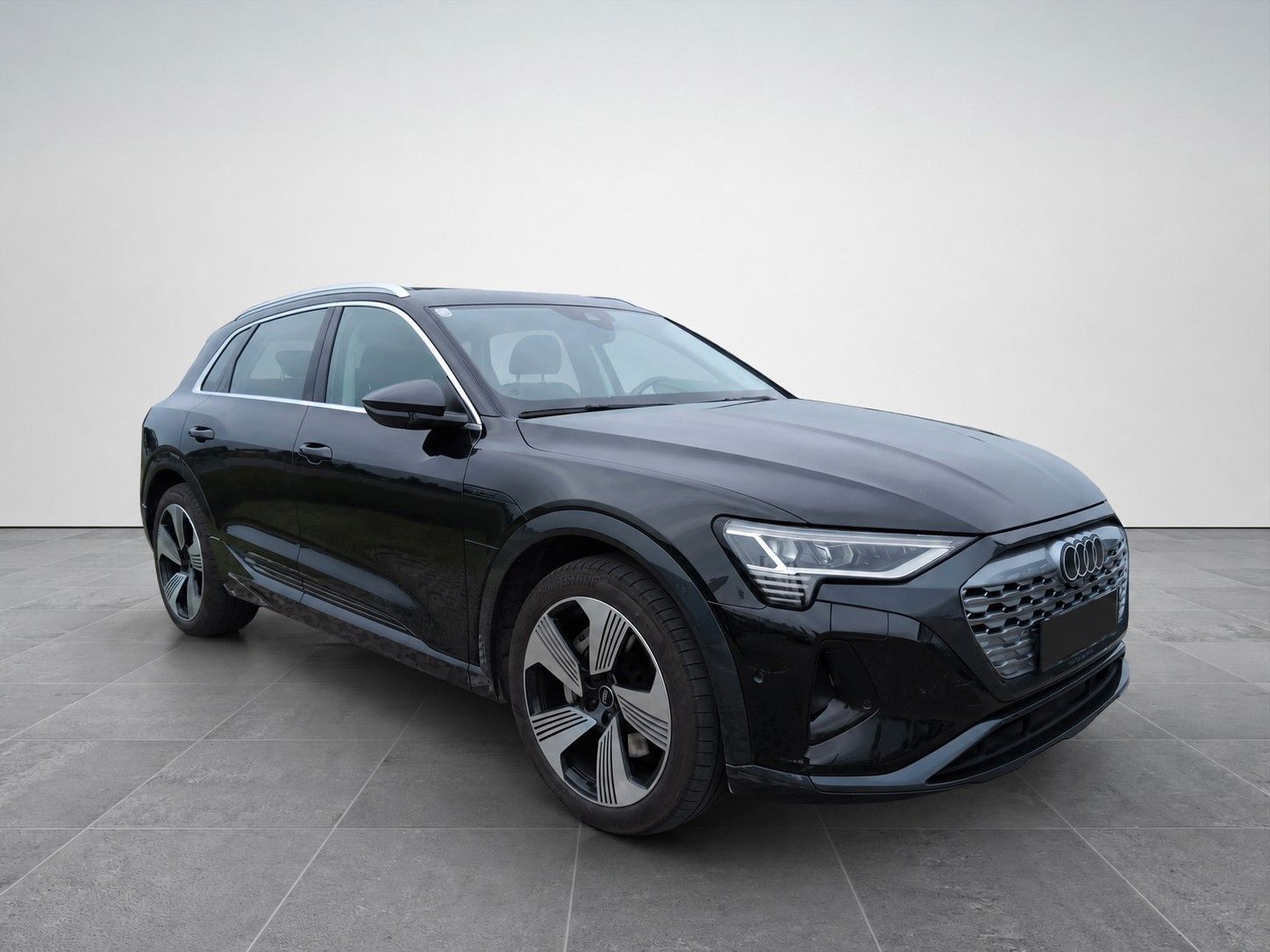 Audi Q8 e-tron 50 quattro advanced imagem 2
