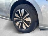 Volkswagen Golf VIII Goal 1.5l eTSI 7-DSG KAMERA SHZ 1,5 - Volkswagen Golf: Vi