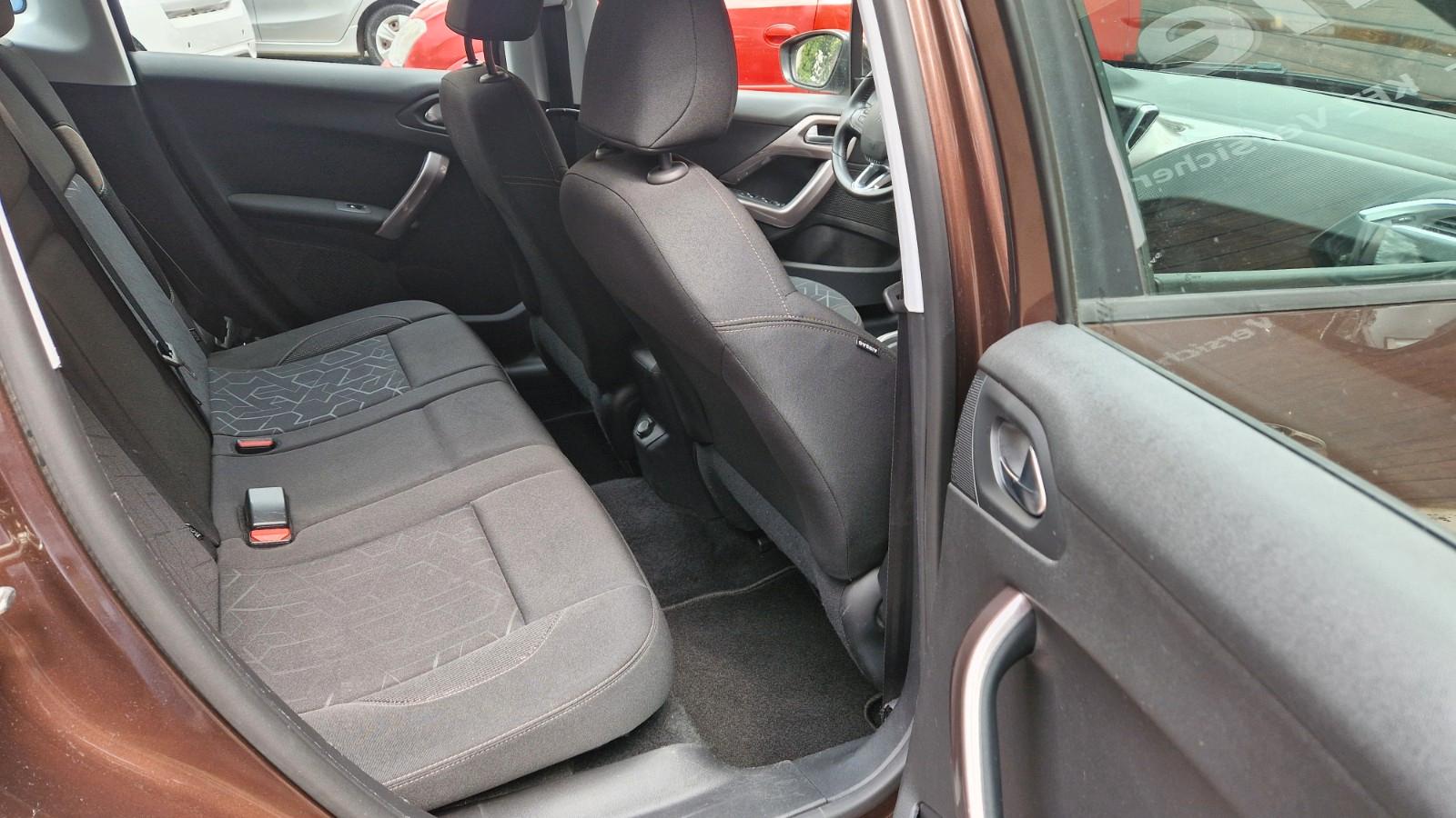 Peugeot 2008 Automatik, Start-Stop, PDC, SHZ, Tempomat