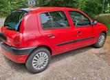 Renault Clio II (Phase I) 5-Türer,  Automatik - Renault Clio: Türer