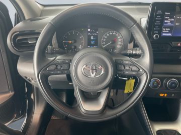 Toyota Yaris - 12