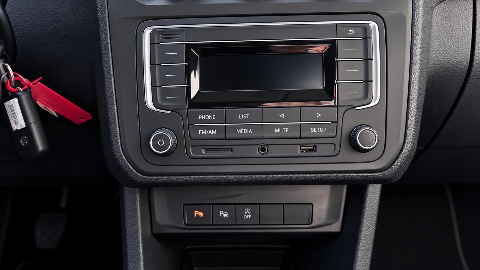 Volkswagen Caddy PKW Trendline BMT