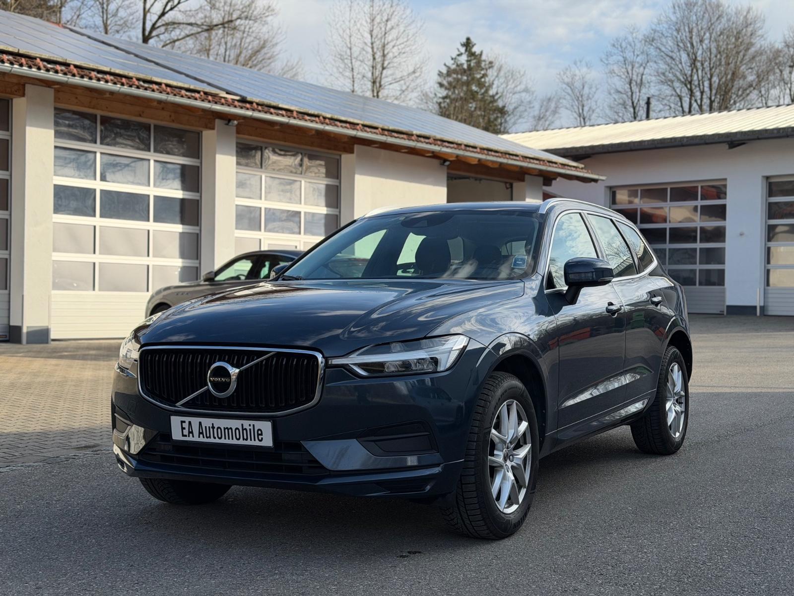 Volvo XC60 Momentum AWD /Panorama/Virtual
