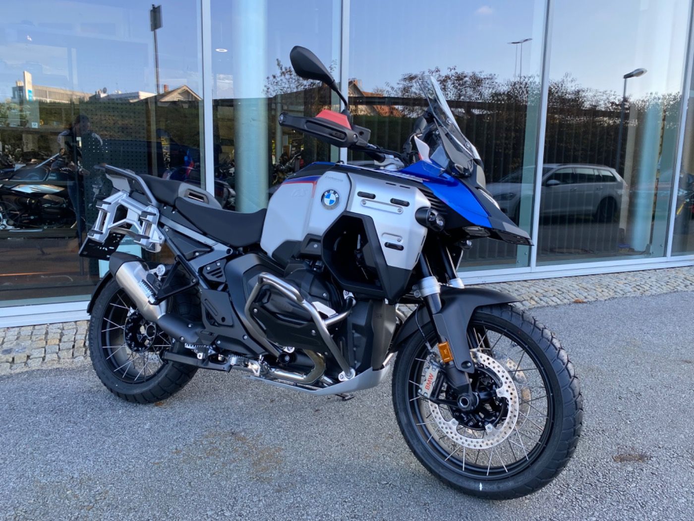 Fahrzeugabbildung BMW R 1300 GS Adventure Trophy