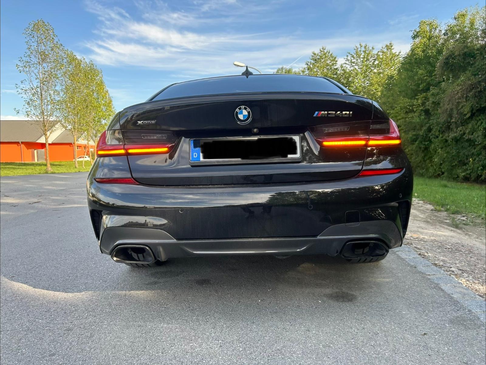 BMW DE Fahrzeug, M340i xDrive Automatic -