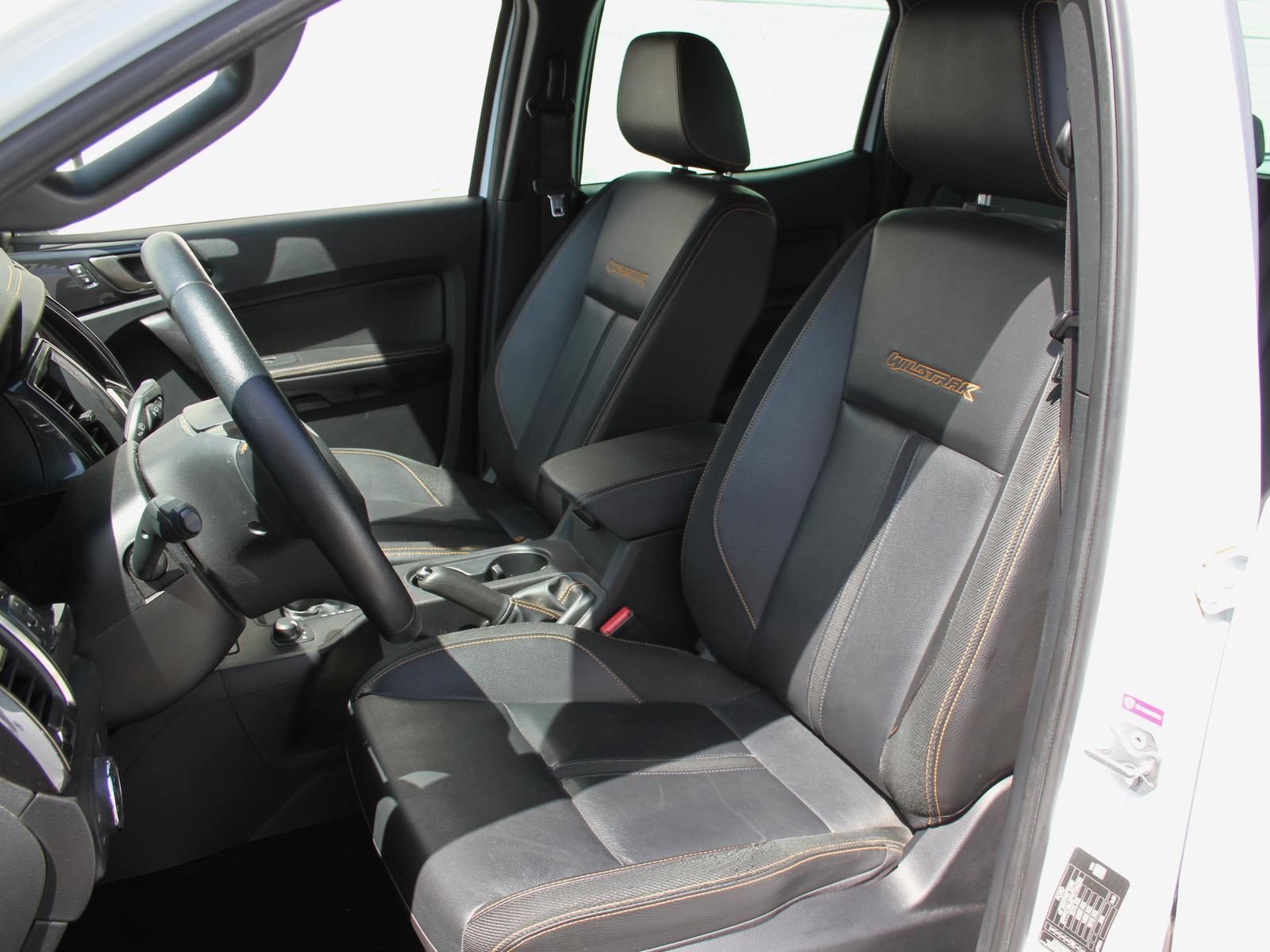 Ford Ranger 2.0 EB Wildtrak DoKa ACC elektr Rollo AHK