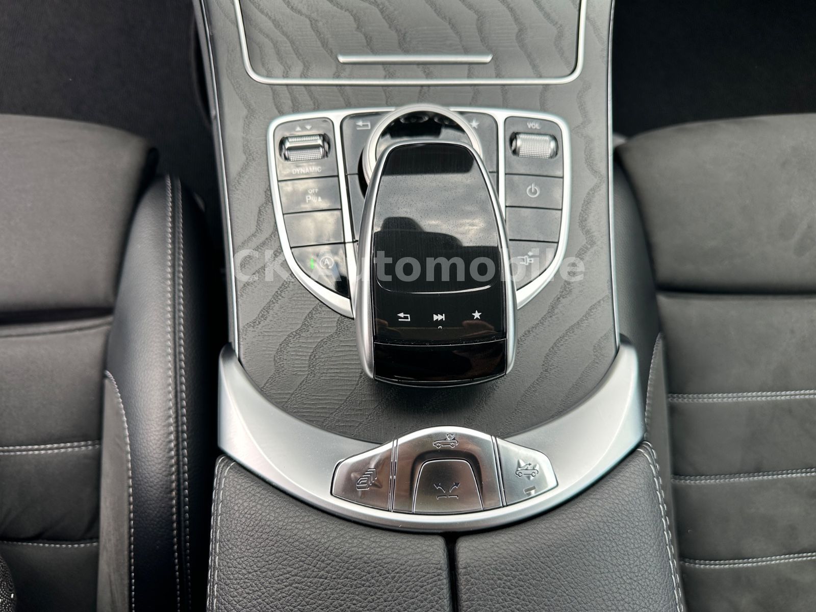 Fahrzeugabbildung Mercedes-Benz C200 Cabrio AMG-Line/Navi/ILS LED/Tempomat