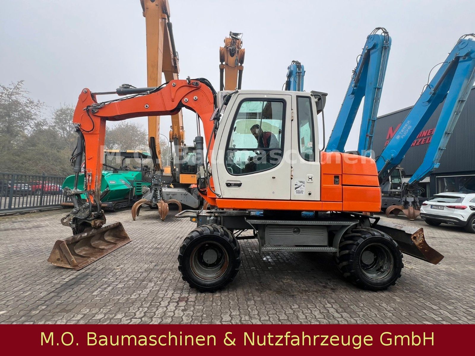 Fahrzeugabbildung Liebherr A 311 Litronic / Hammerleitung / SW / VSA / ZSA