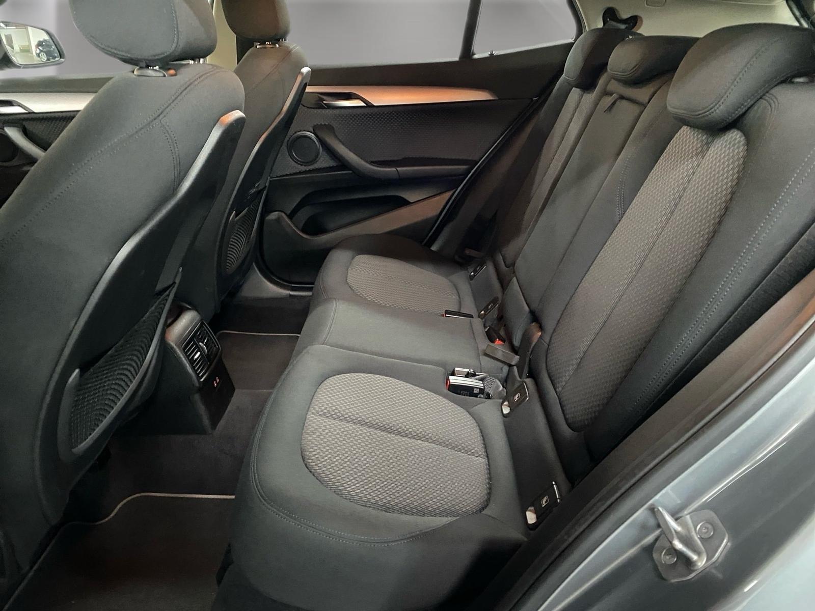 BMW X2 sDrive18d PDC LED Sitzheizung, миниатюра 11