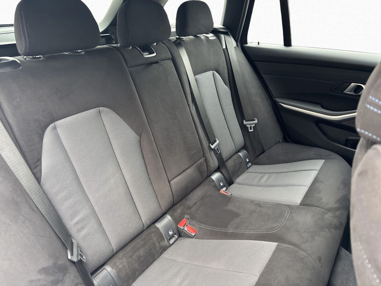 BMW 330 - Bild 13
