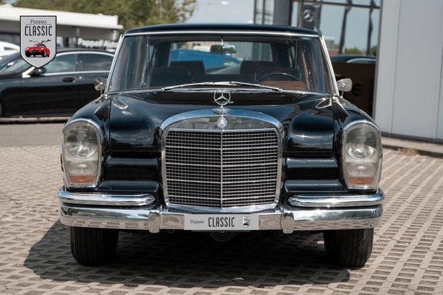 Mercedes-Benz 600 W100 Pullman 1 Of 304