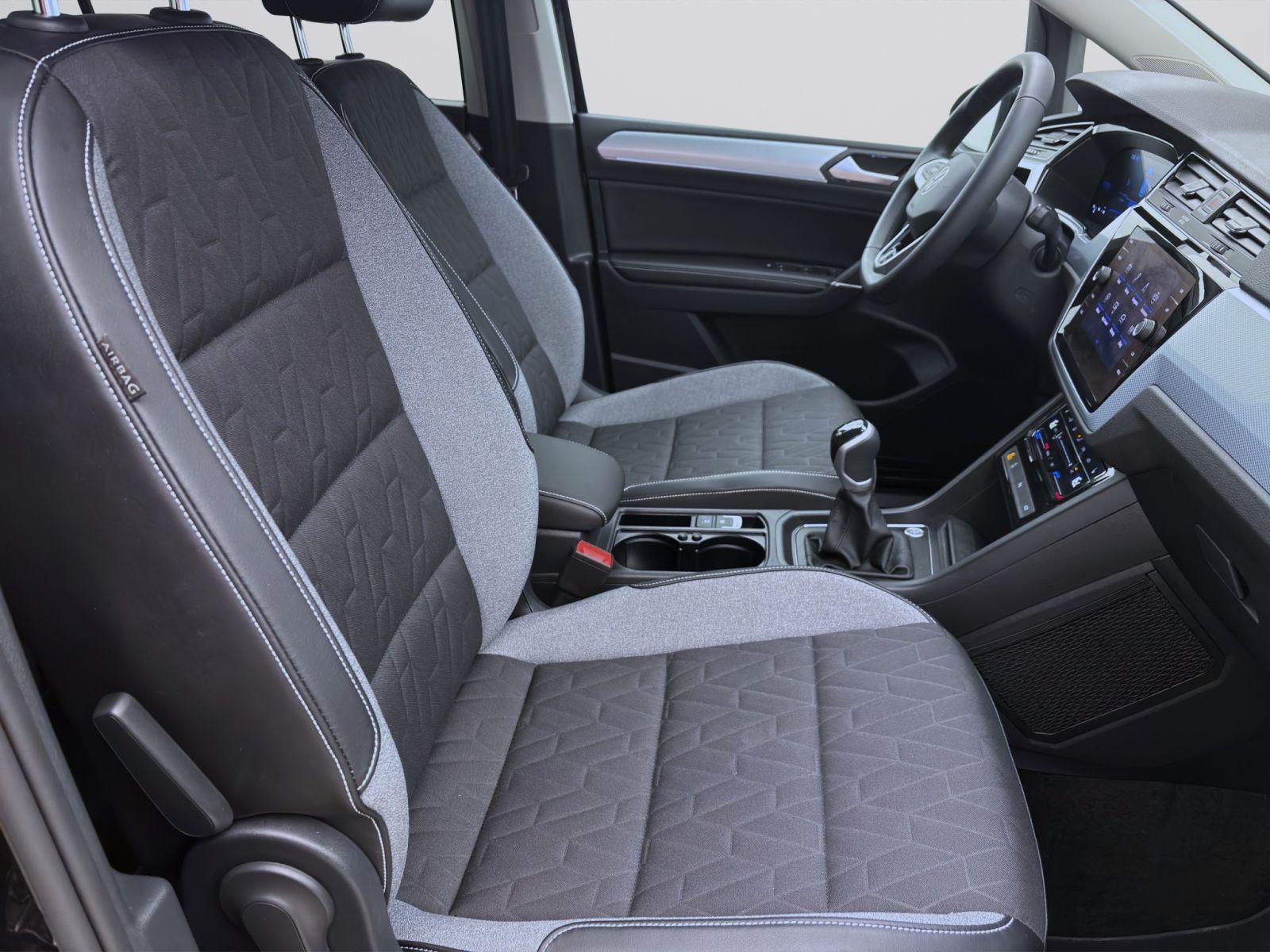 Volkswagen Touran - Bild 17