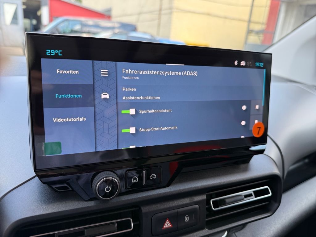 Fahrzeugabbildung Citroën Berlingo M Diesel 130 MAX