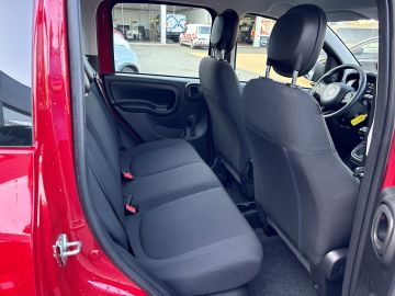 Bild 10 Fiat Panda Mild Hybrid 1.0 DAB Spurhalteass. Verkehrs