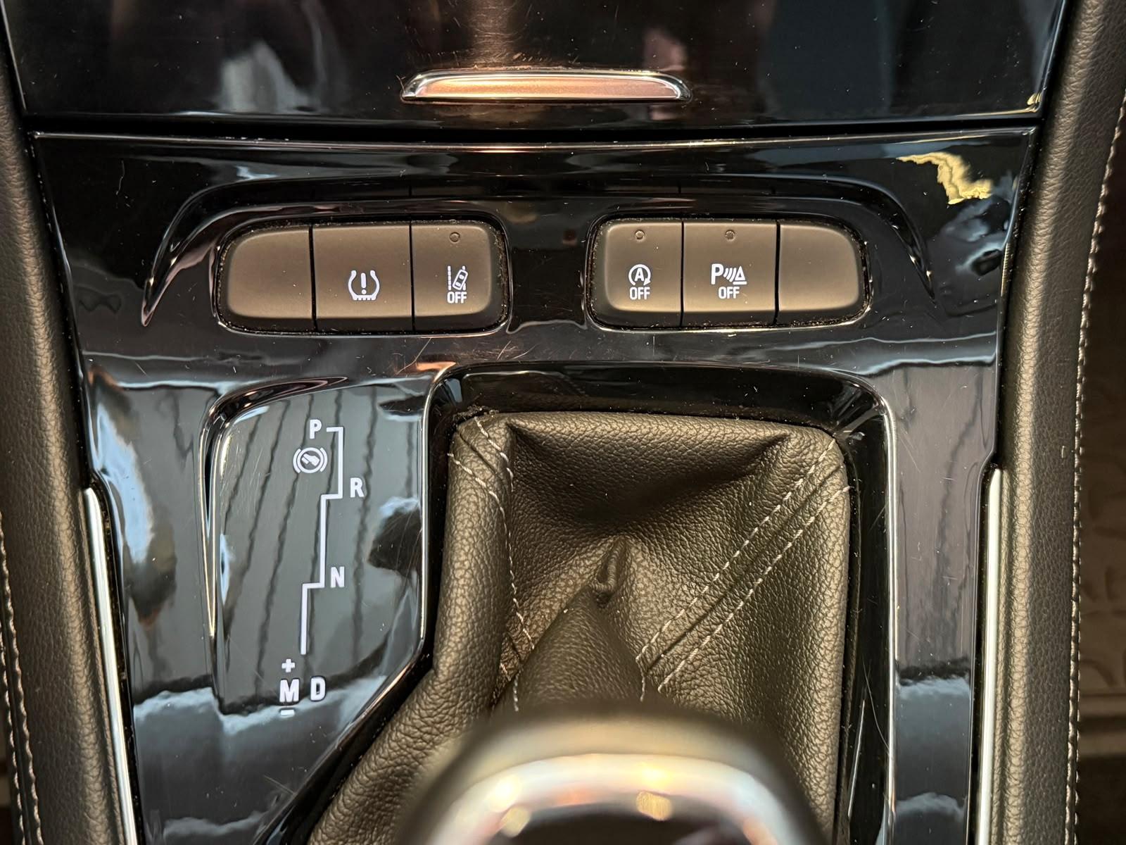 Opel Grandland (X) Design Line Automatik / R-Kamera