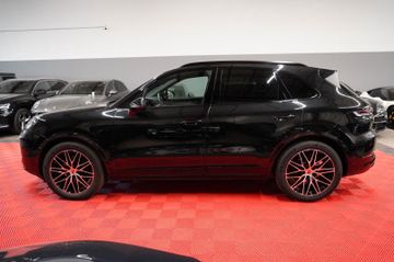 Porsche Cayenne - 11