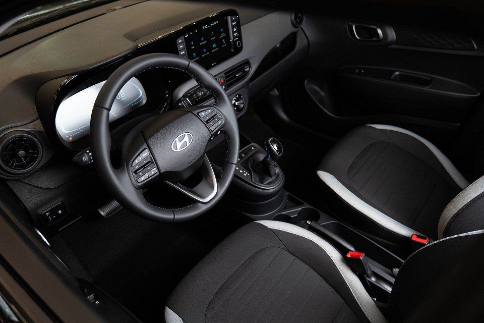 Fahrzeugabbildung Hyundai i10 1.2 Benzin A/T Trend