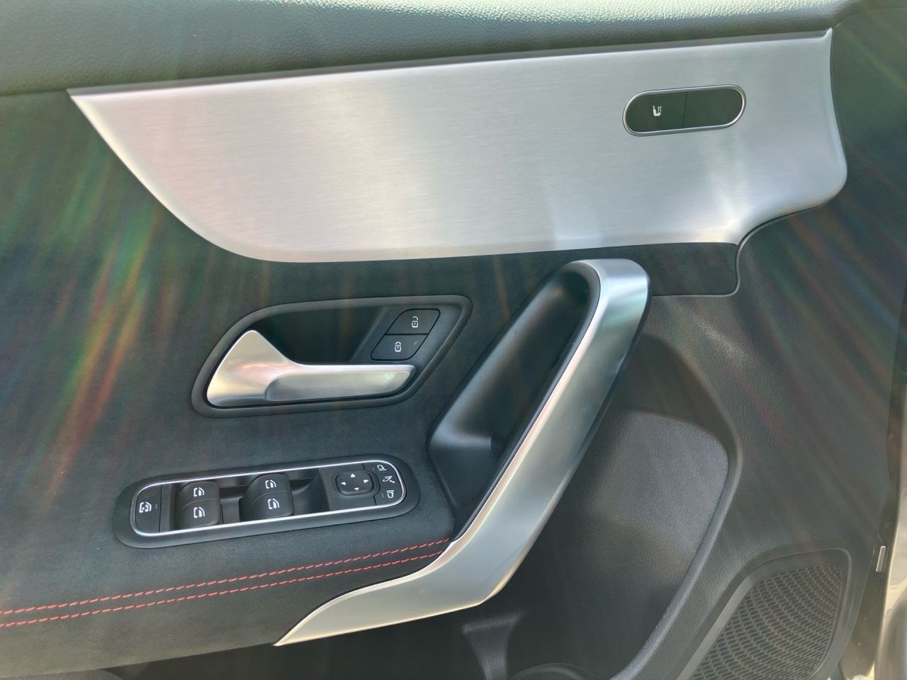 Fahrzeugabbildung Mercedes-Benz AMG A 35 4M NIGHT+AHK+360°+LENKRADHEIZ+MULTIBEAM