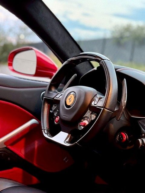 Fahrzeugabbildung Ferrari F12 Berlinetta*Carbon*Lift*Sonderfarbe*Garantie*