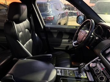 Land-Rover Range Rover Sport - 12