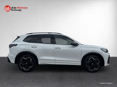 VW Tiguan 2.0 TDI R-Line 4M Matrix Black Ahk Nav 20 VW Tiguan 2.0 TDI R-Line 4M Matrix Black Ahk Nav 20