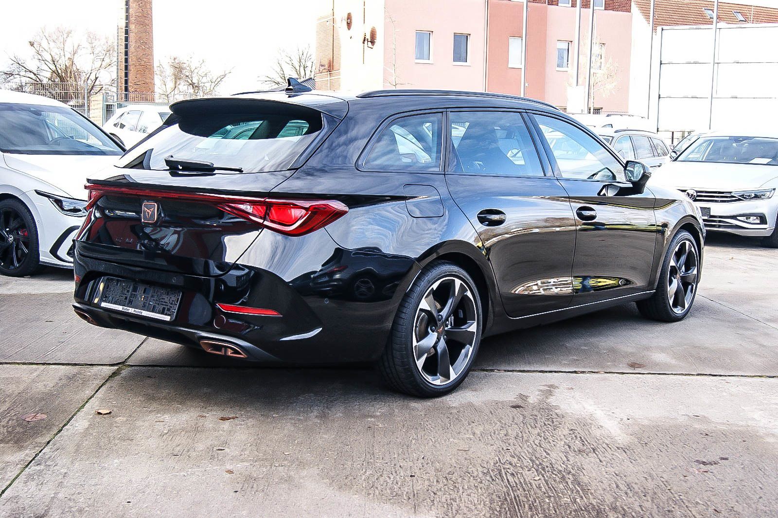 Fahrzeugabbildung CUPRA Leon Sportstourer e-HYBRID VIRTUAL ACC XL 1HAND